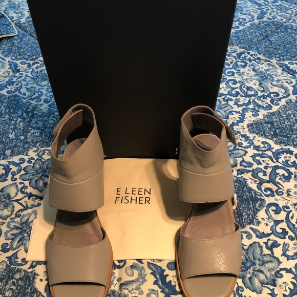 Eileen Fisher Dark Pearl Leather Sandals Size 7.5 - Picture 2 of 5